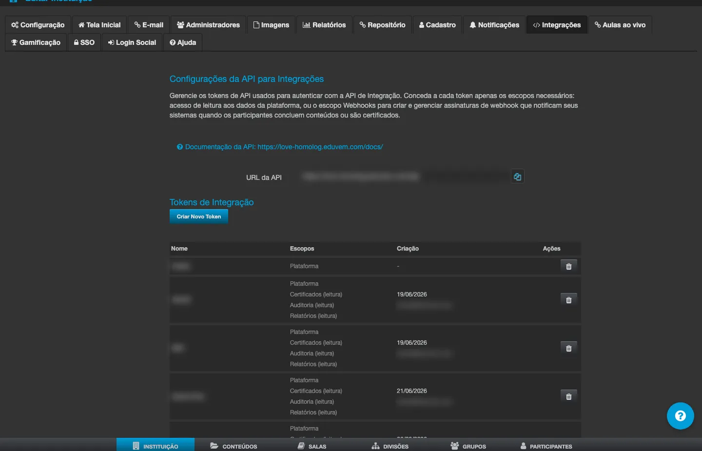Tela Configurações da API para Integrações, com a URL da API e a lista de tokens de integração